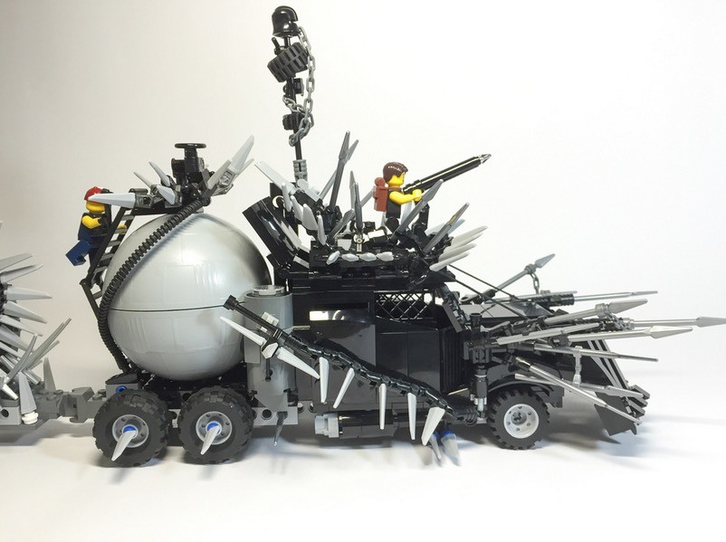 Mad Max Fahrzeuge aus Lego (19 Fotos) - Motorblock