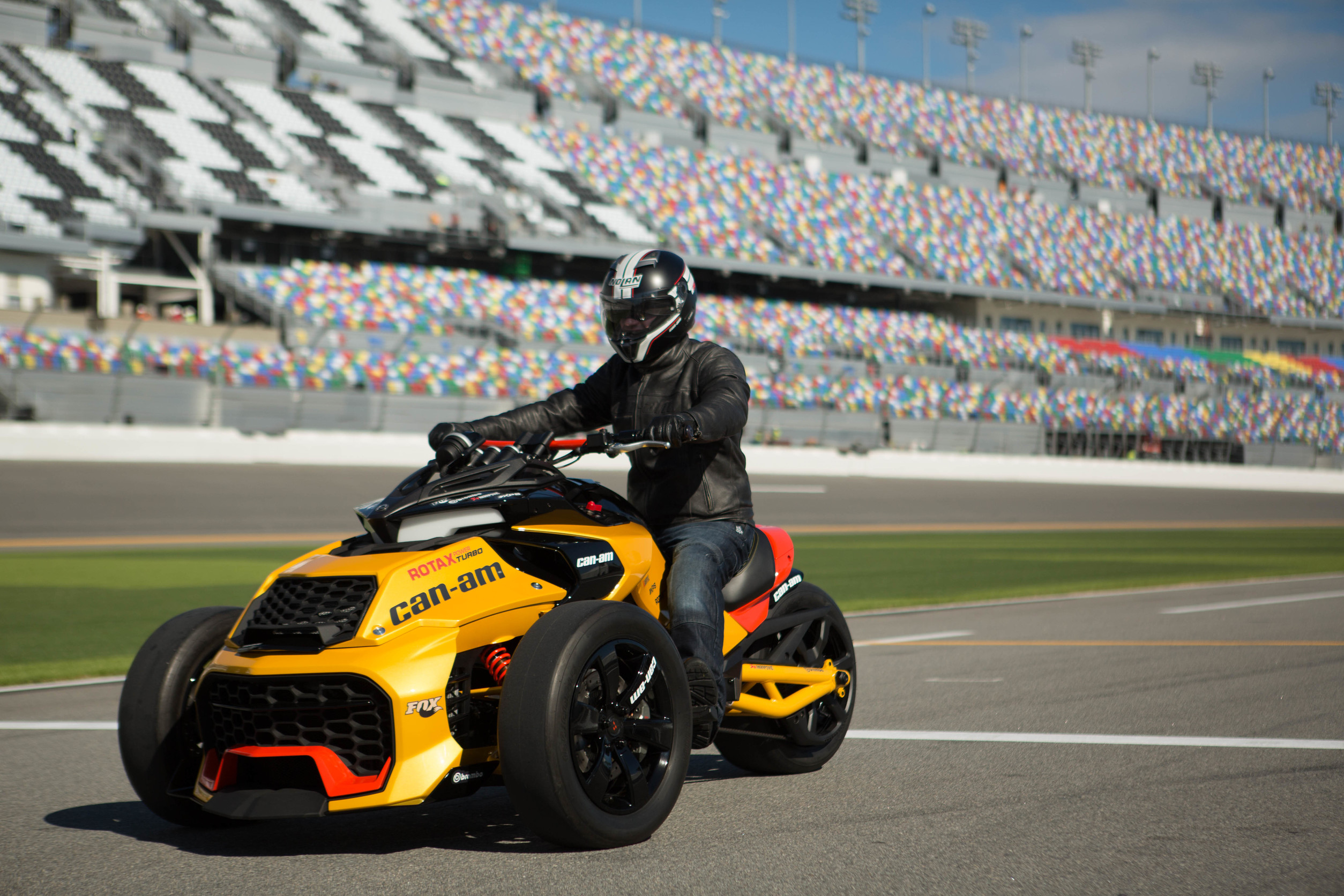 Can am Spyder f3