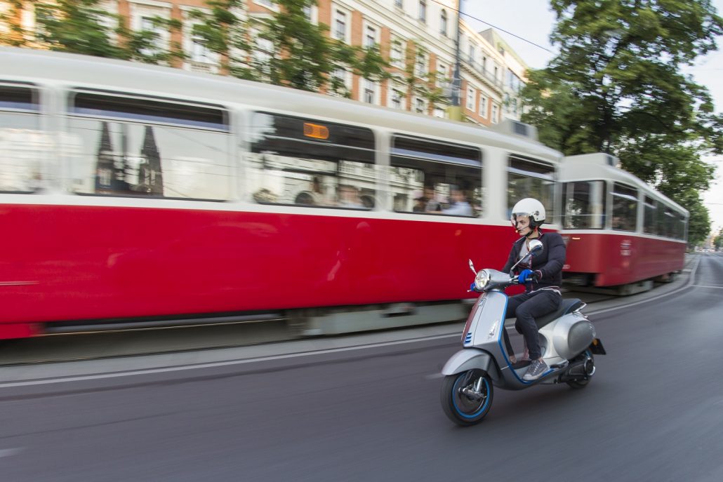 Vespa Elettrica: Surren mit Stil