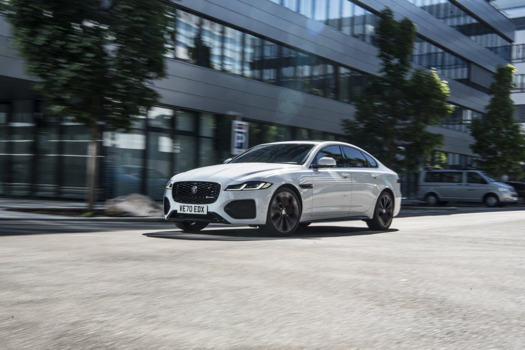 Jaguar XF P300: Anders als die anderen