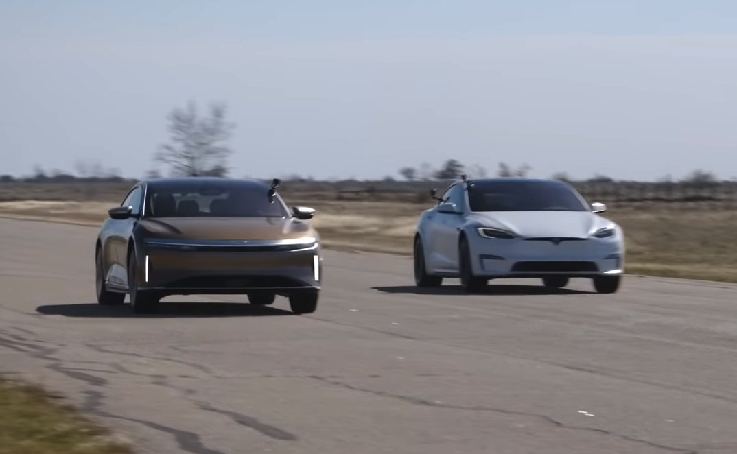 Lucid Air und Tesla Model S Plaid im Dragrace