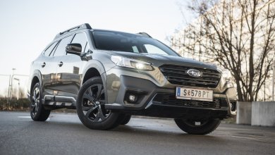 Subaru Outback schraeg vorne