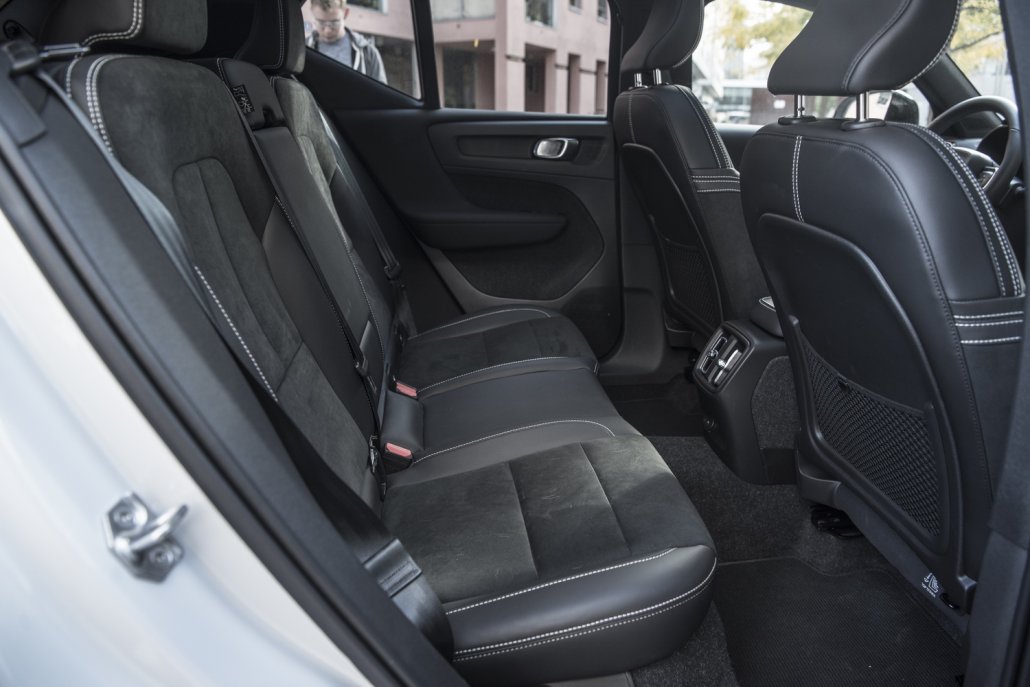 Volvo XC40 Recharge Sitze hinten