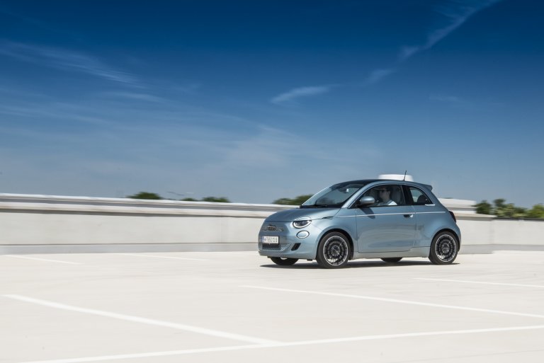 Fiat 500e 3+1: Viel Lifestyle auf wenig Raum