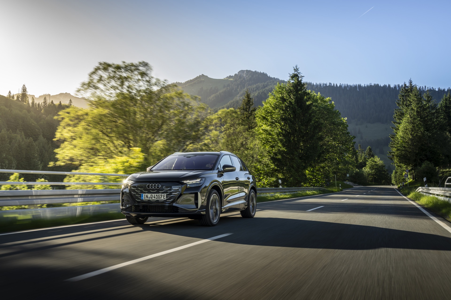 Audi Q4 e-tron auf Probefahrt in der Umgebung von München