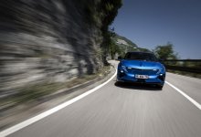 Alpine A390 GTS in Fahrt, Seitenprofil mit 21-Zoll-Rädern