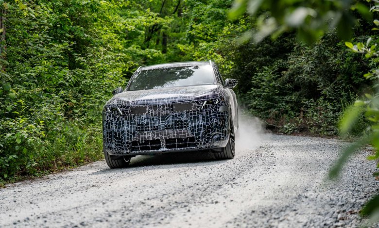 BMW X5 G65 Prototyp mit Tarnfolie bei Testfahrt in Spartanburg
