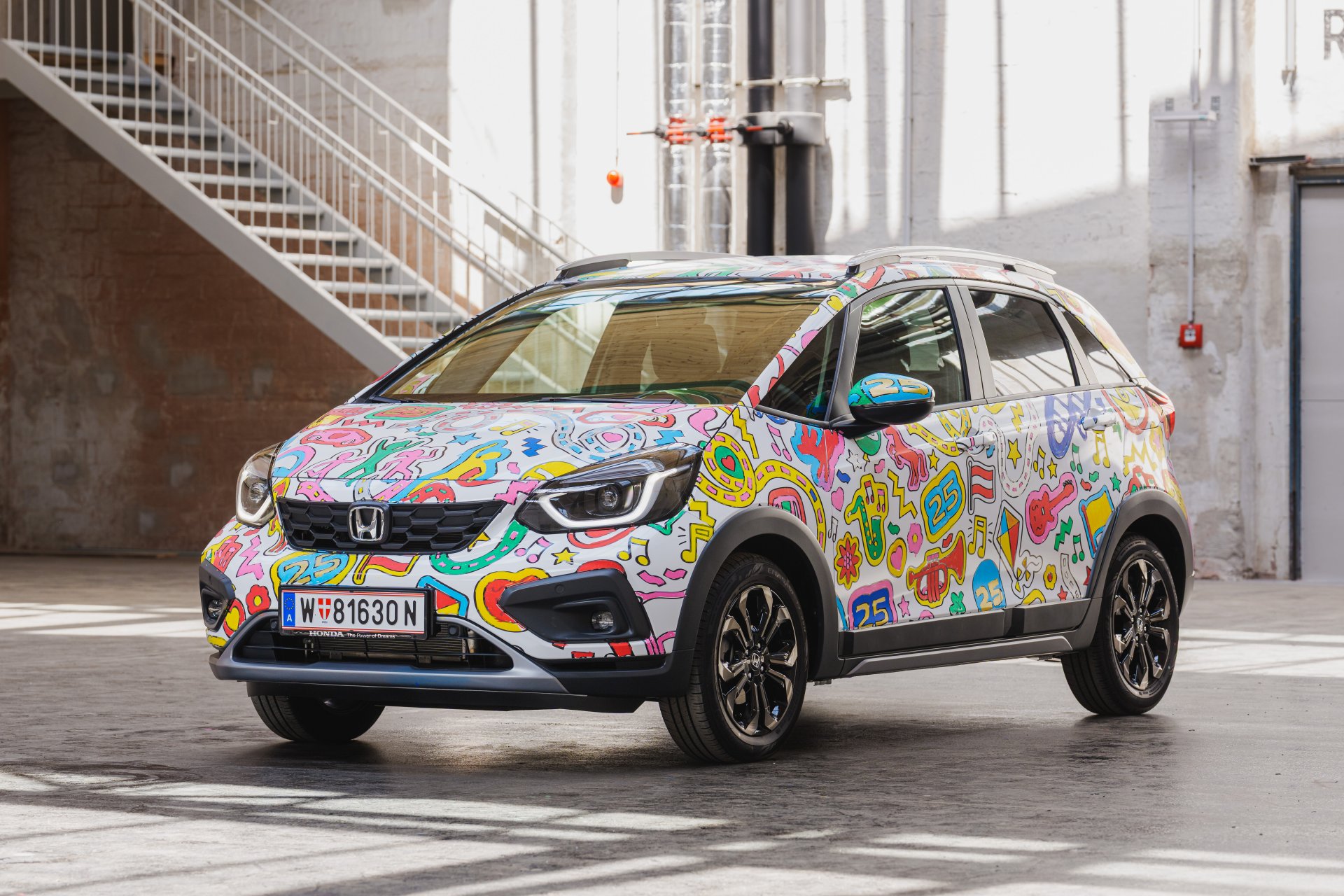 Honda Jazz 25 Jahre Malbuch Jubiläum Seitenansicht