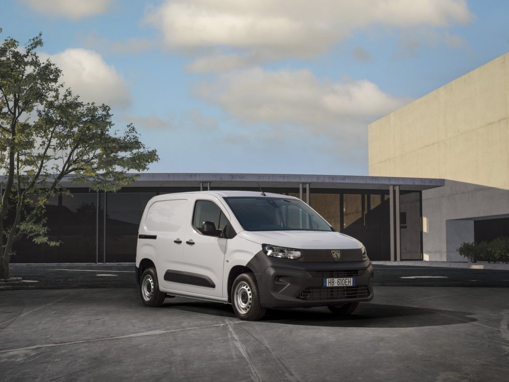 Stellantis Smart Compact Van Innenraum mit Moduconsole und Dashbox