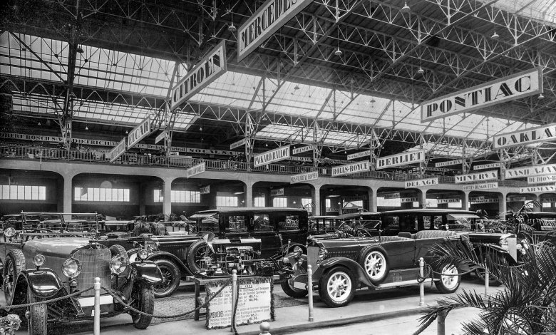 Mercedes-Benz 100 Jahre Marke – Stern im Lorbeerkranz seit 1926