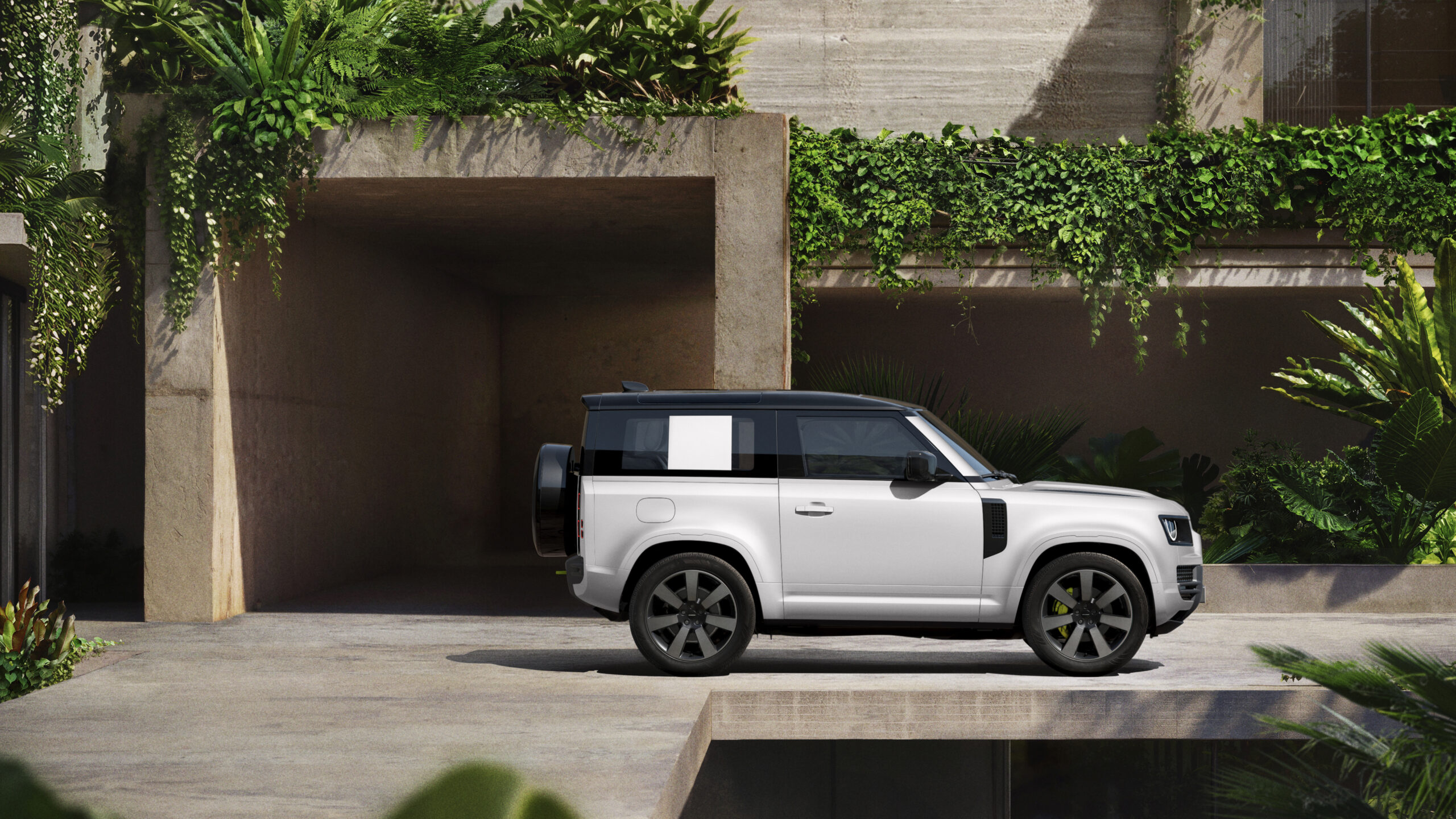 Land Rover Defender Vertex 90 in Patagonia White Matte Wrap, Seitenansicht