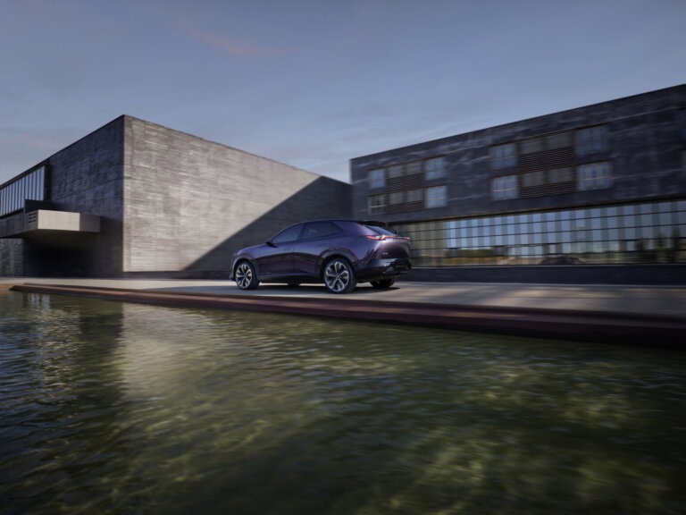 Mazda CX-6e: Elektro-Crossover ab 46.990 Euro