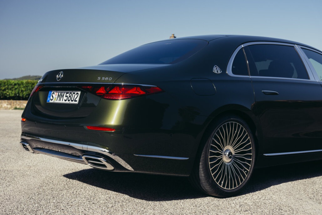Mercedes-Maybach S-Klasse 2026 Heckansicht Aussen