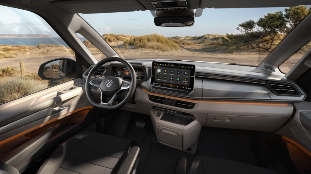 Cockpit des VW California 2026 mit digitalem Cockpit