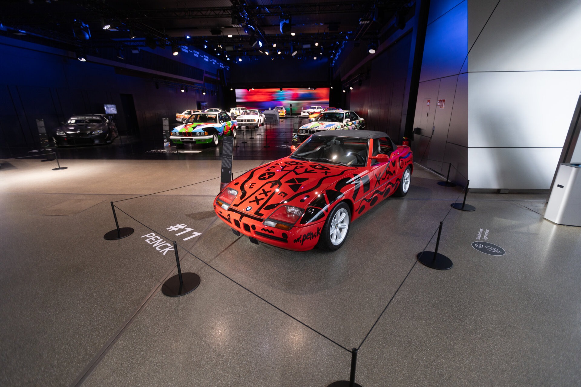 BMW Art Car 11 von A. R. Penck in der Ausstellung BMW Welt München