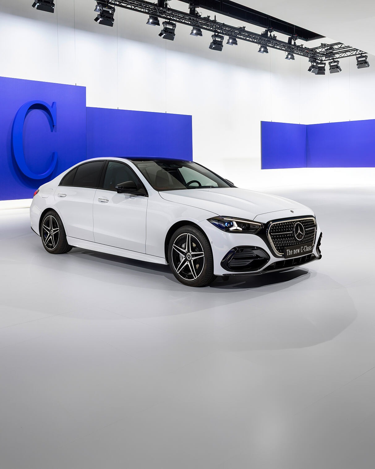 Mercedes-Benz C-Klasse Limousine als Plug-in-Hybrid in Opalithweiß Metallic