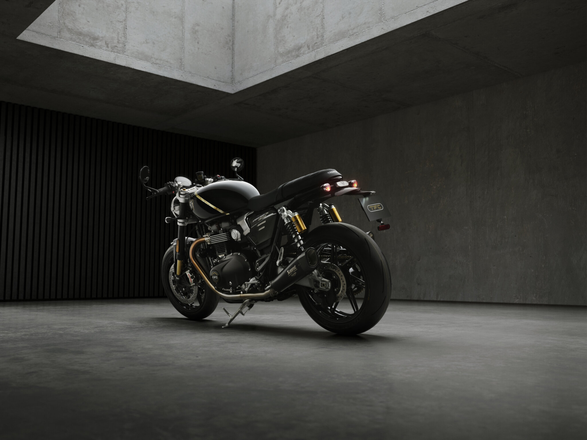 Triumph Speed Twin 1200 TFC, Studioaufnahme