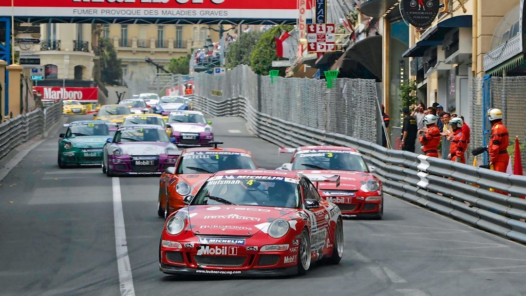 Historische Aufnahme von Lechner Racing beim Porsche Mobil 1 Supercup in Monte Carlo