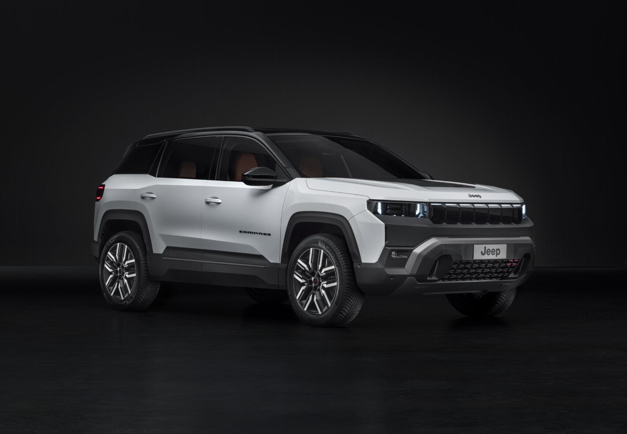 Jeep Compass Elektro: Steckdose statt Sprit