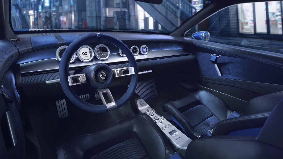 Innenraum des Renault 8 Gordini Concept mit runden Instrumenten und Alcantara-Lenkrad