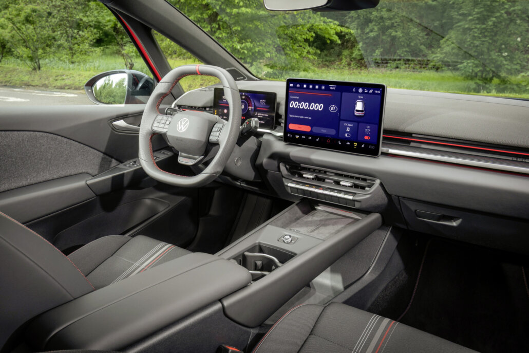 Cockpit des VW ID.3 GTI mit digitalem Kombiinstrument und Innovision-Touchdisplay