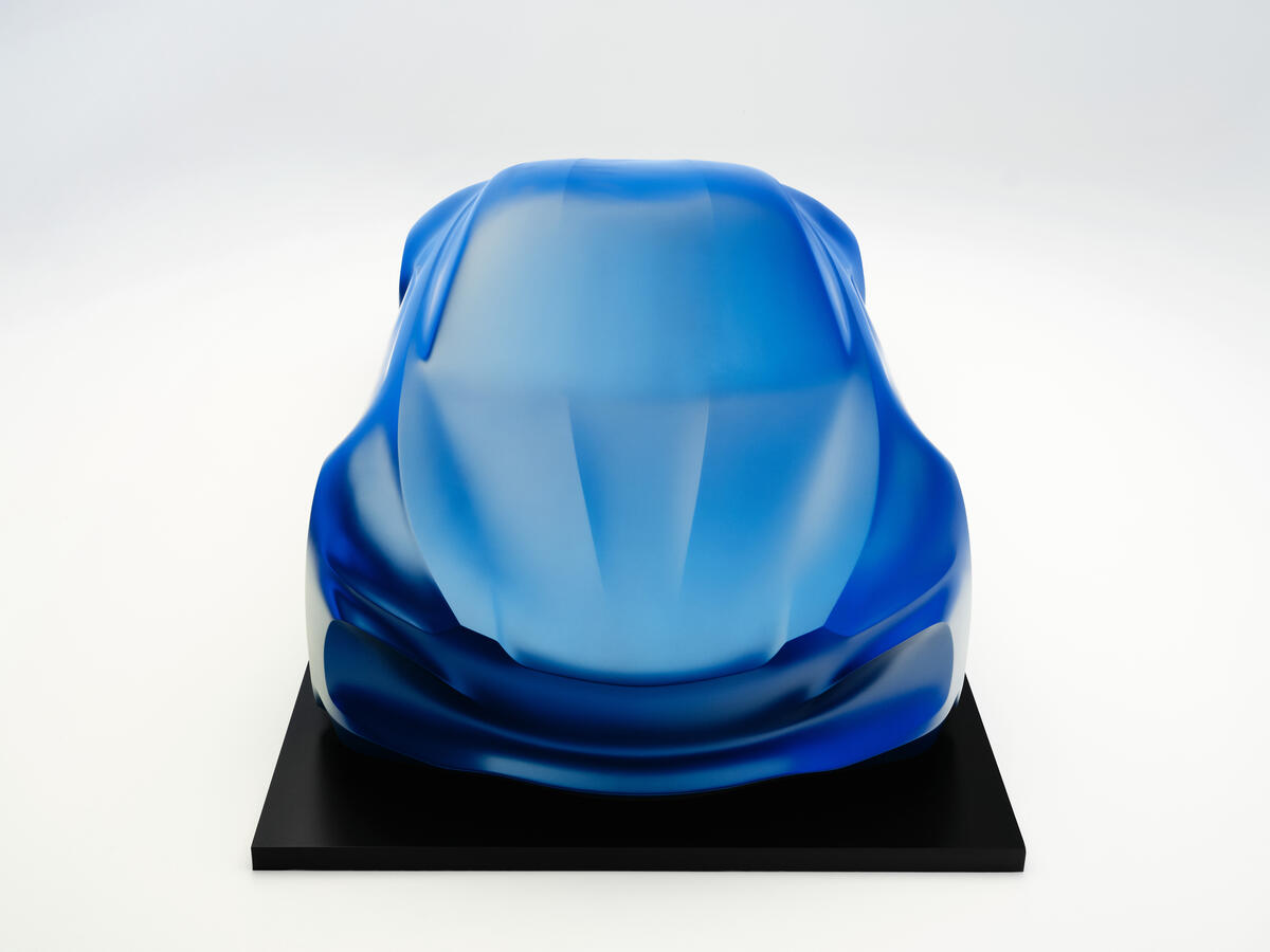 Alpine A110 Skulptur: Schleier und Proportionen der dritten Generation
