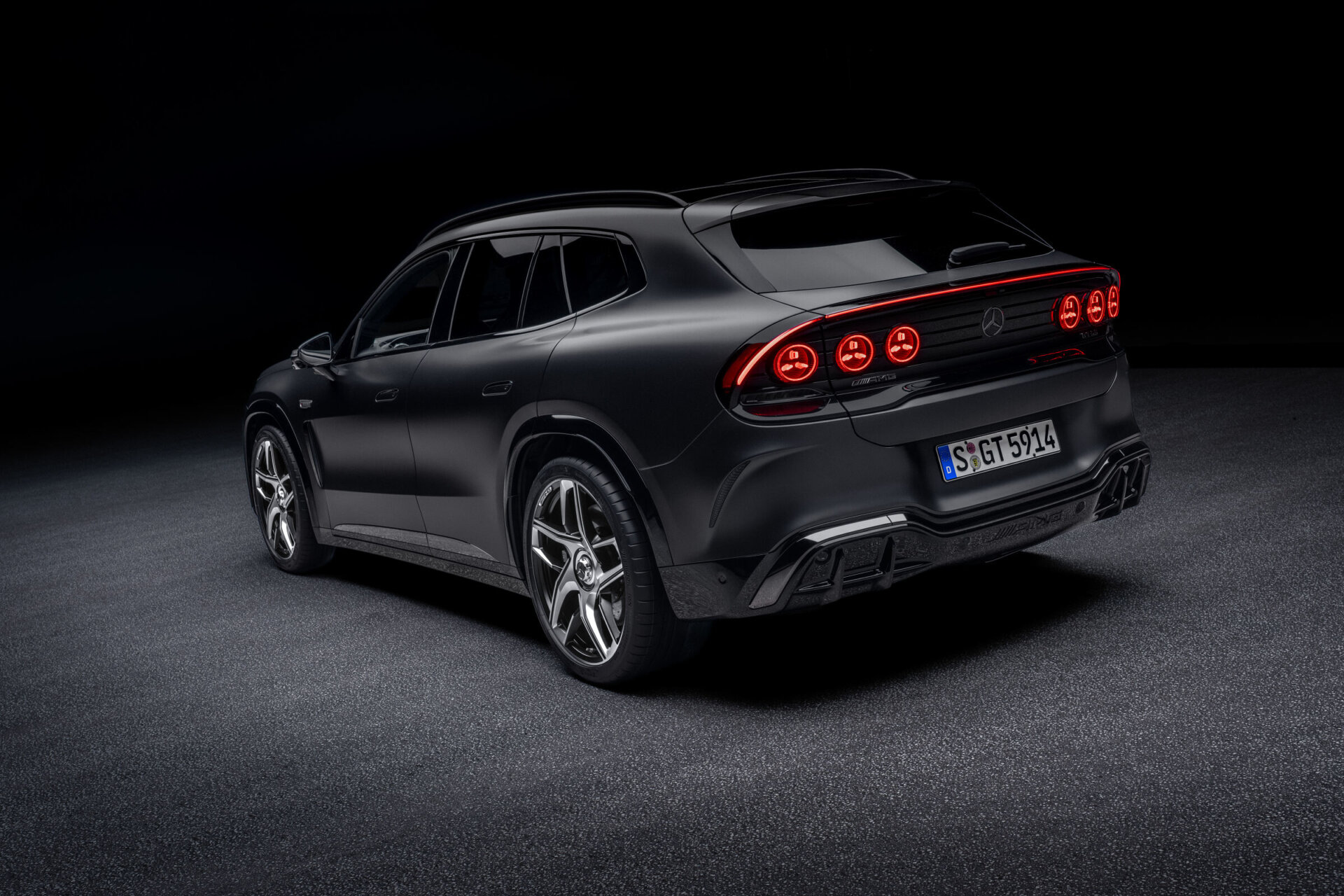 Mercedes-AMG GT SUV Heck mit runden Rückleuchten