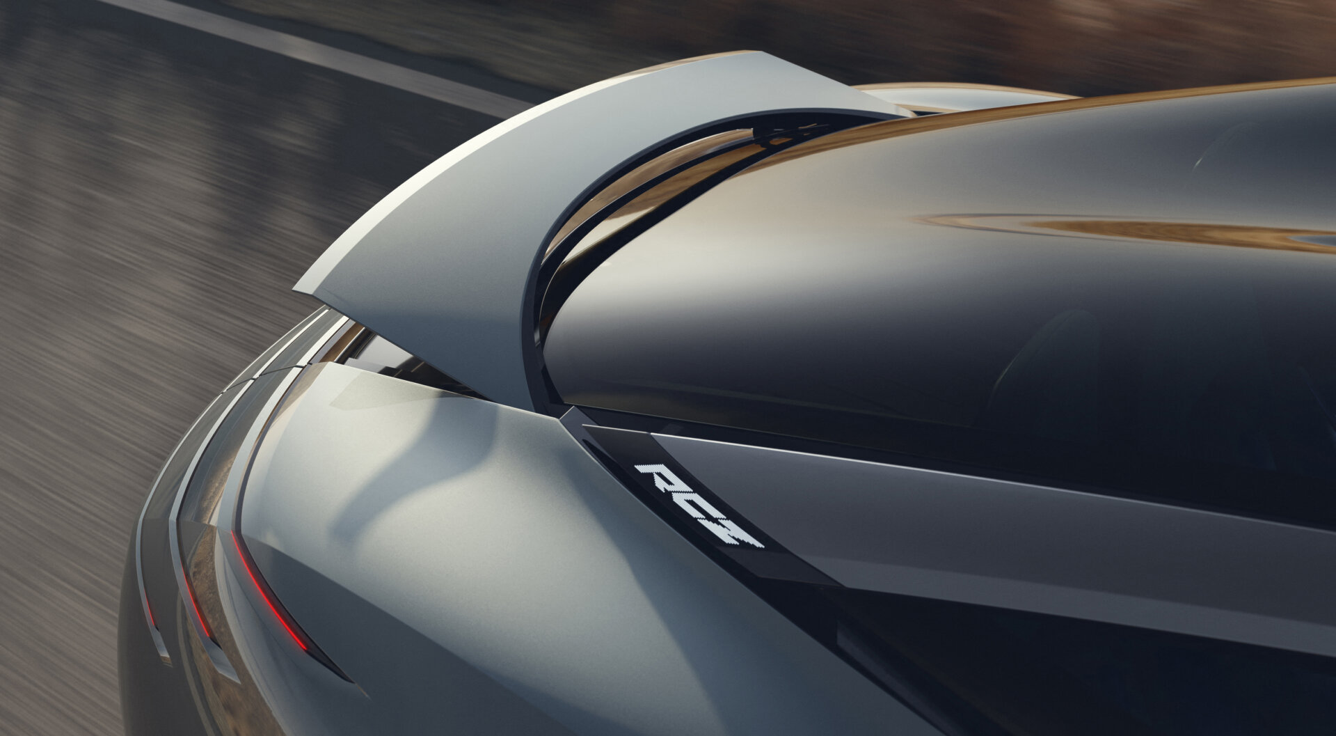 Peugeot RCZ Vision: Ausgefahrener aktiver Heckspoiler mit RCZ-Schriftzug