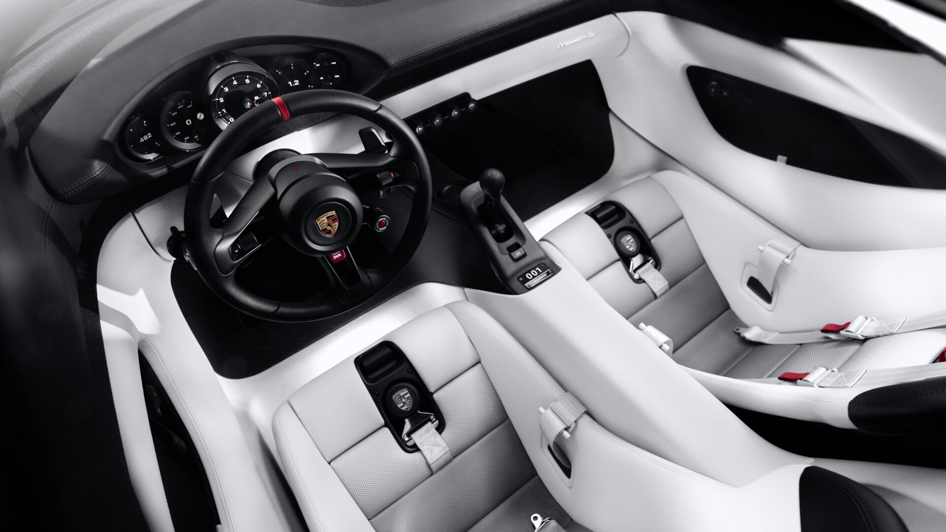 Porsche Mission S Interieur mit analogen Rundinstrumenten